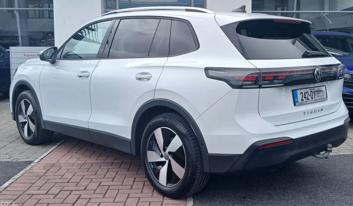 Volkswagen Tiguan SUV, Diesel, 2024, White