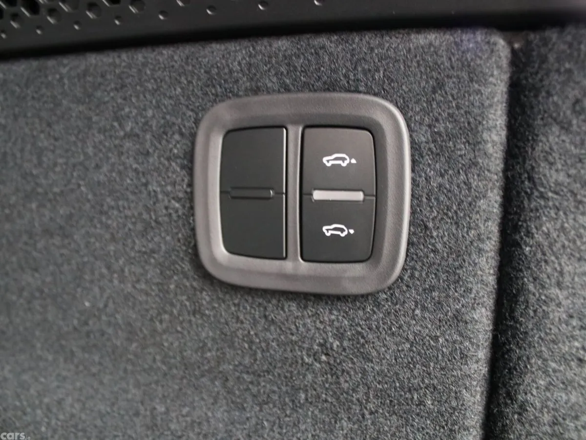 Porsche Macan SUV, Electric, 2026, Silver