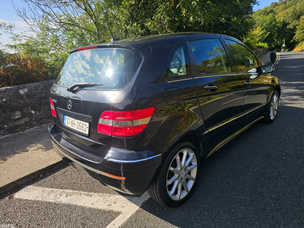 Mercedes-Benz B-Class MPV, Petrol, 2007, Black