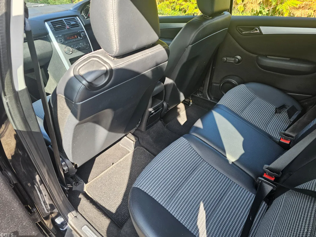 Mercedes-Benz B-Class MPV, Petrol, 2007, Black