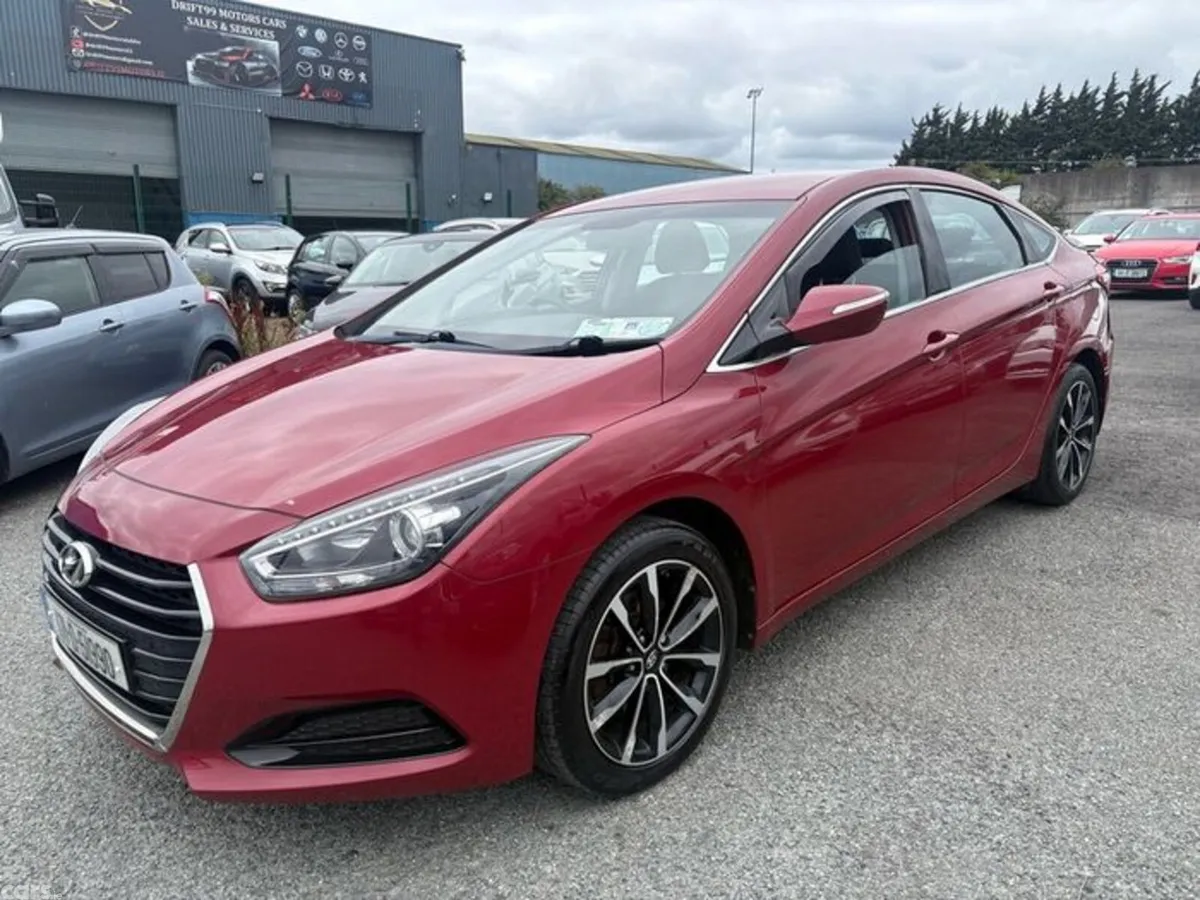 Hyundai i40 Saloon, Diesel, 2017, Red