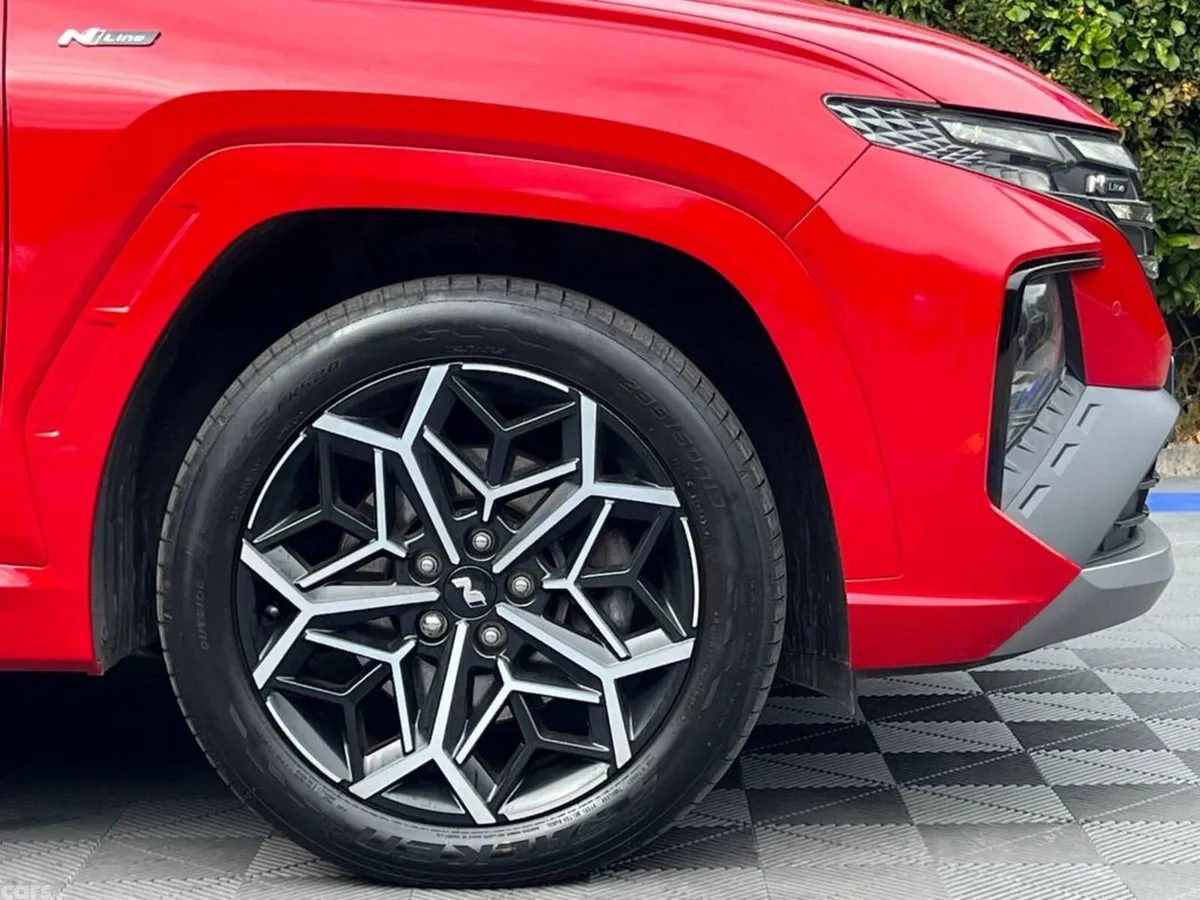Hyundai Tucson SUV, Petrol Plug-in Hybrid, 2023, Red
