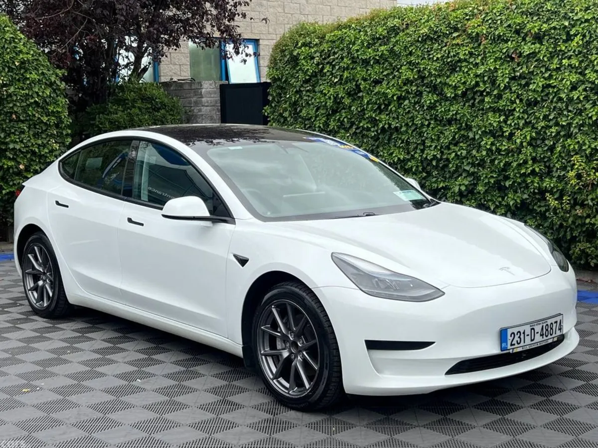 Tesla Model 3 Saloon, Electric, 2023, White