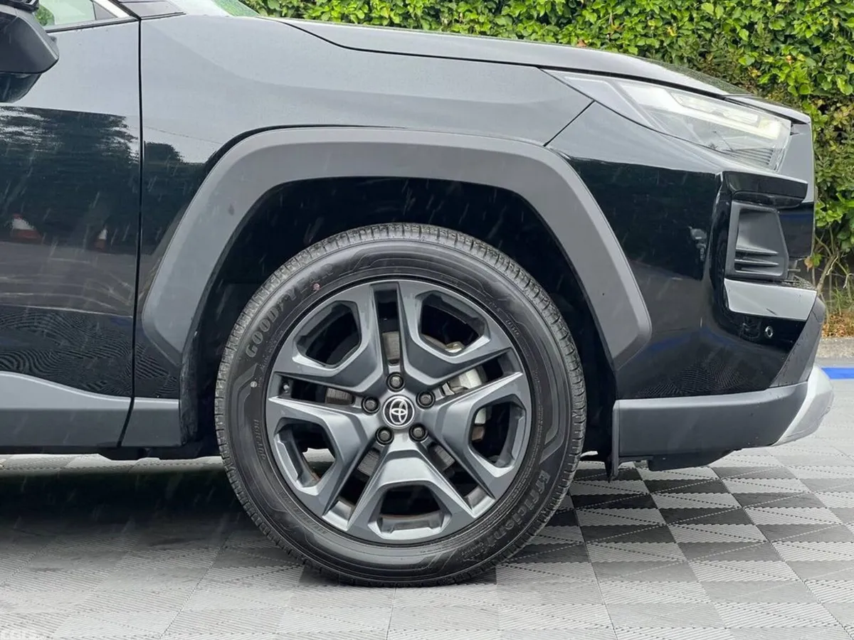 Toyota RAV4 SUV, Petrol Hybrid, 2023, Black