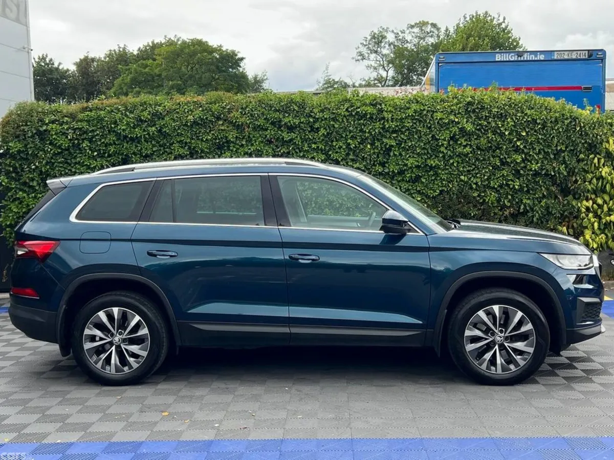 Skoda Kodiaq Estate, Diesel, 2022, Blue