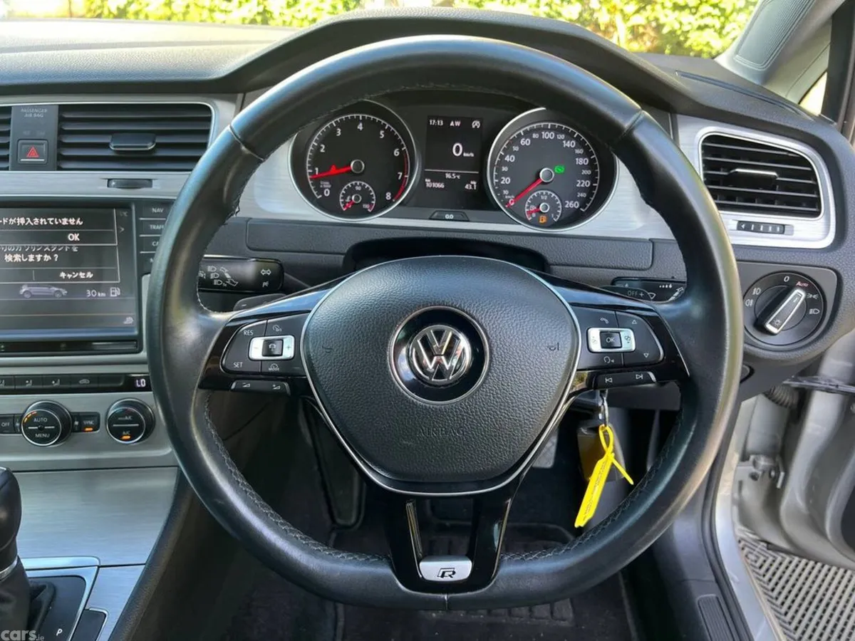 Volkswagen Golf Hatchback, Petrol, 2015, Silver