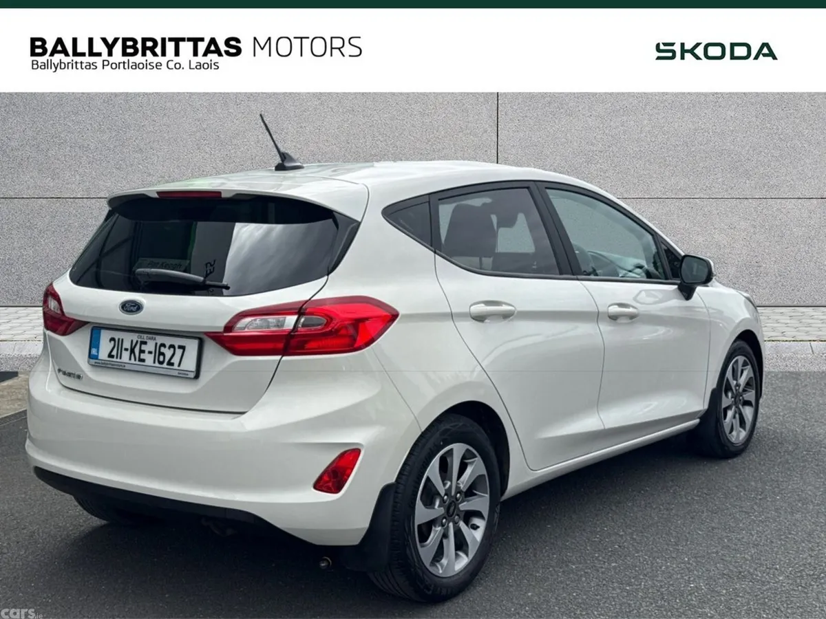 Ford Fiesta Hatchback, Petrol, 2021, White