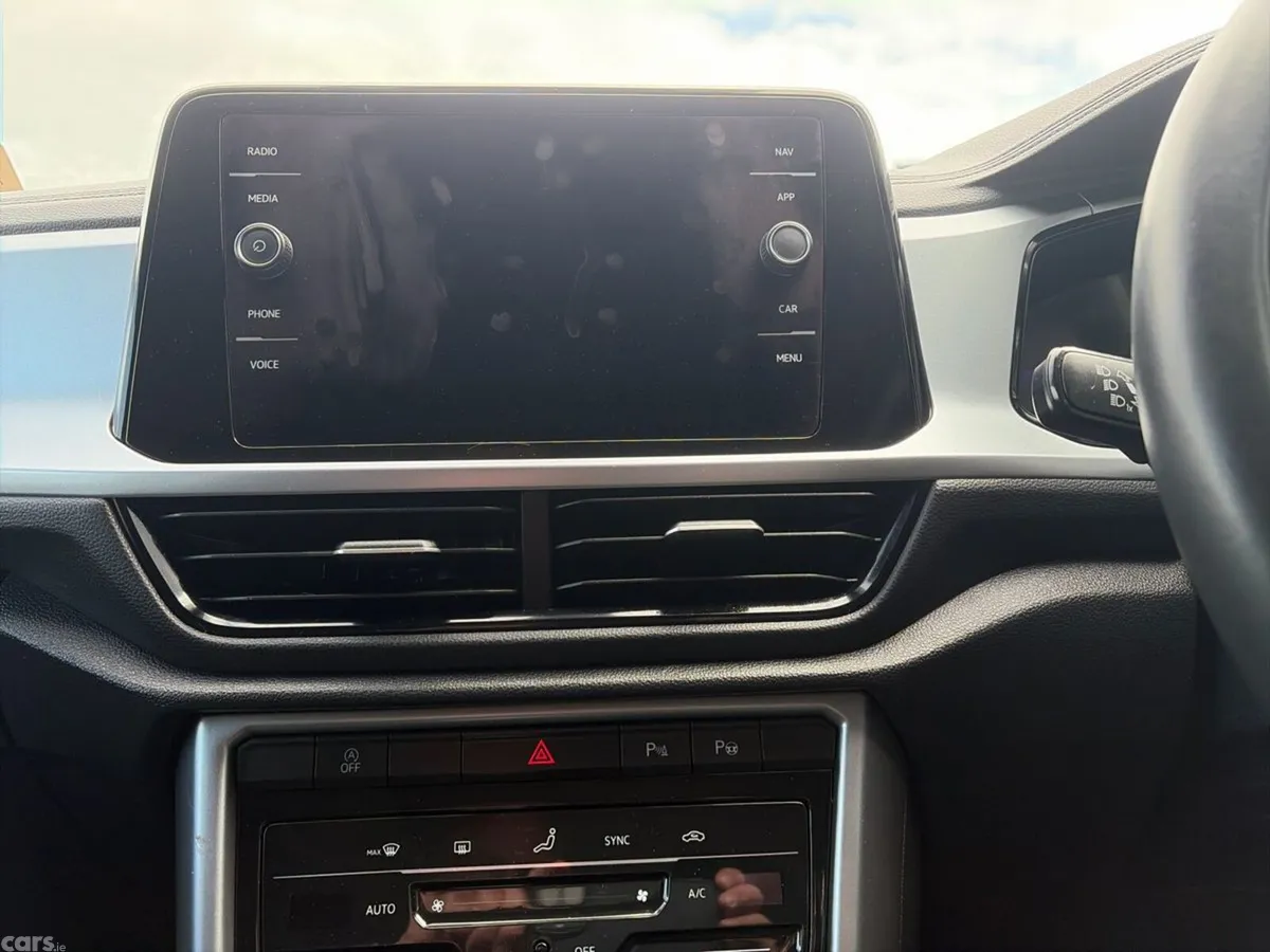 Volkswagen T-Roc SUV, Petrol, 2024, Grey