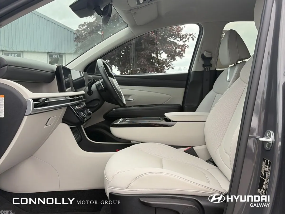 Hyundai Tucson SUV, Petrol Plug-in Hybrid, 2024, Grey