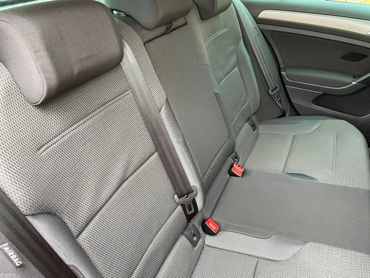 Volkswagen Golf Hatchback, Petrol, 2017, Red
