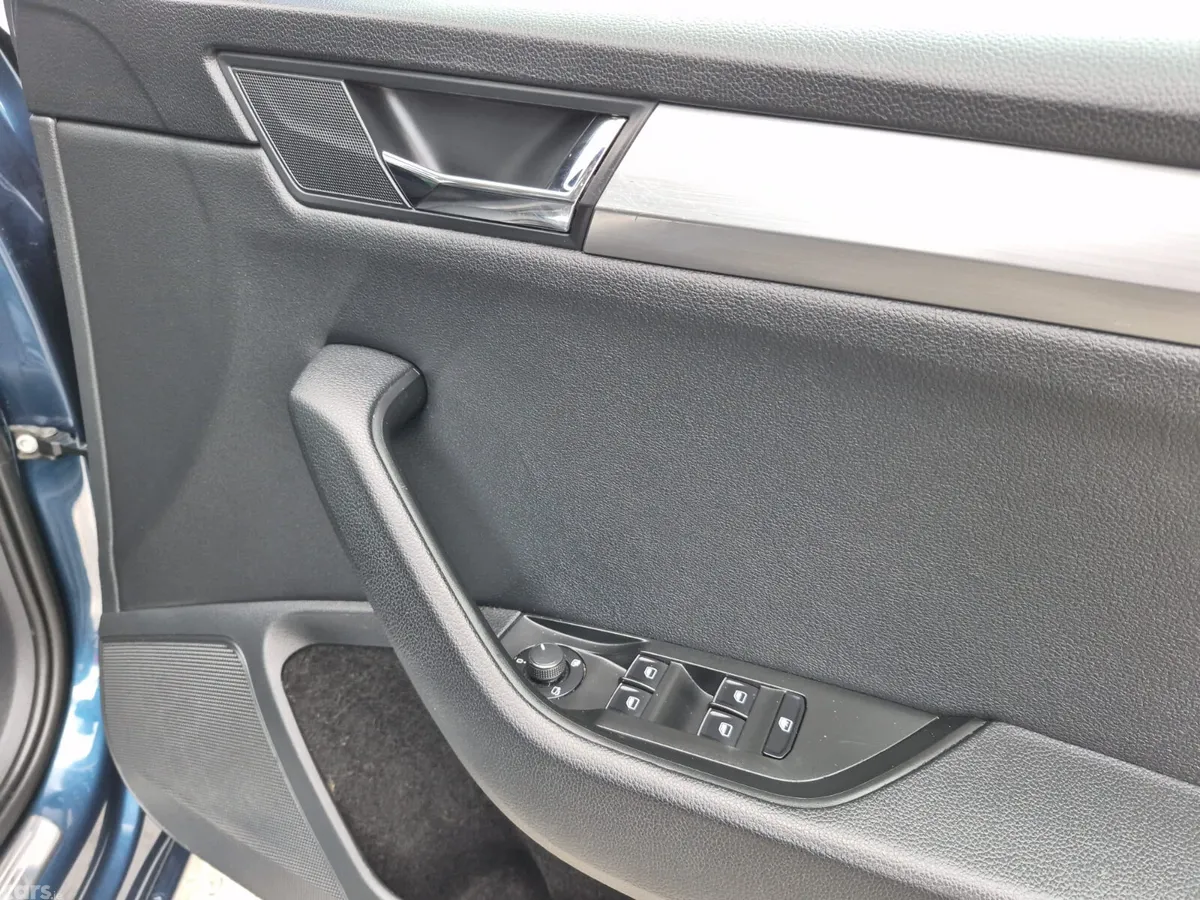 Skoda Superb Saloon, Diesel, 2018, Blue