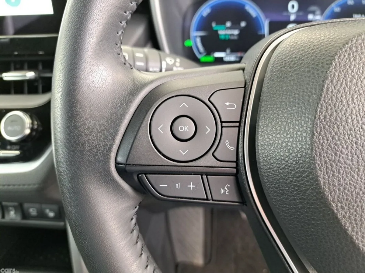 Toyota Corolla Cross SUV, Petrol Hybrid, 2024, White