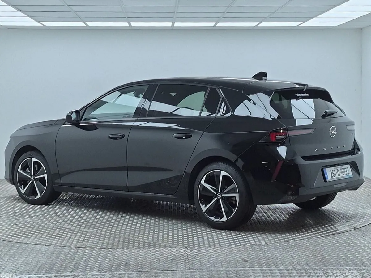 Opel Astra Hatchback, Petrol Hybrid, 2026, Black