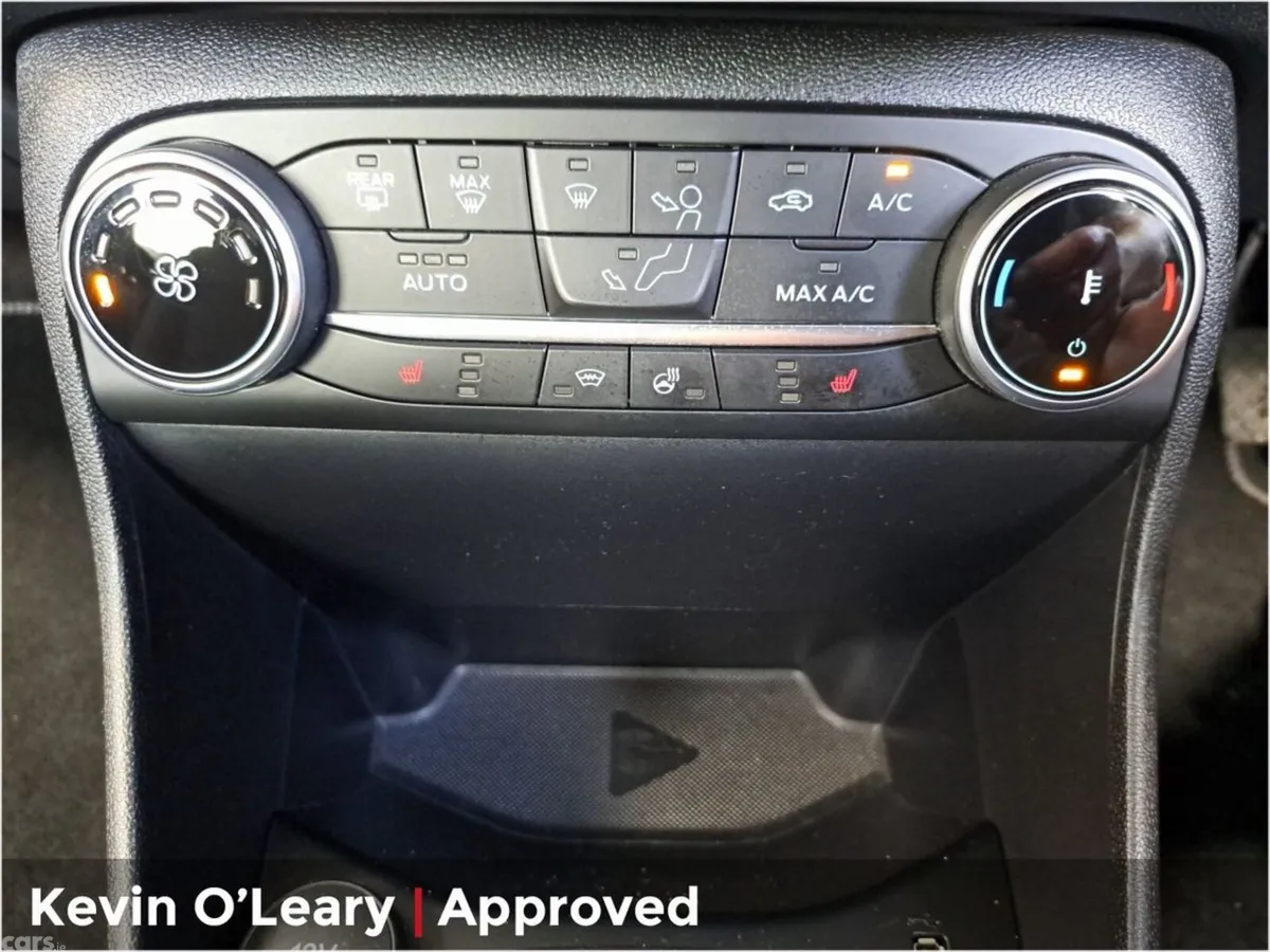 Ford Fiesta Hatchback, Petrol, 2023, Grey