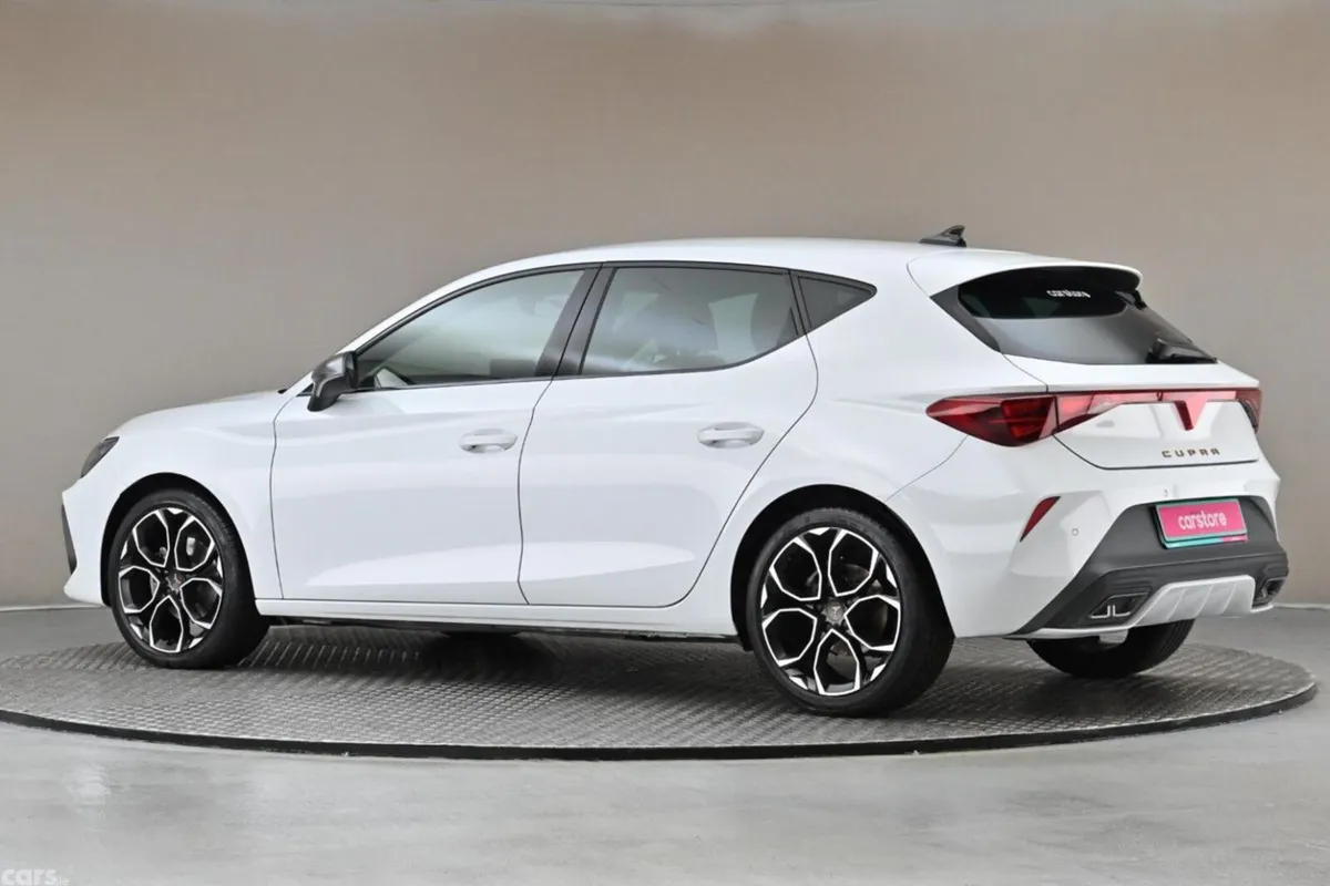 Cupra Leon Hatchback, Petrol, 2025, White