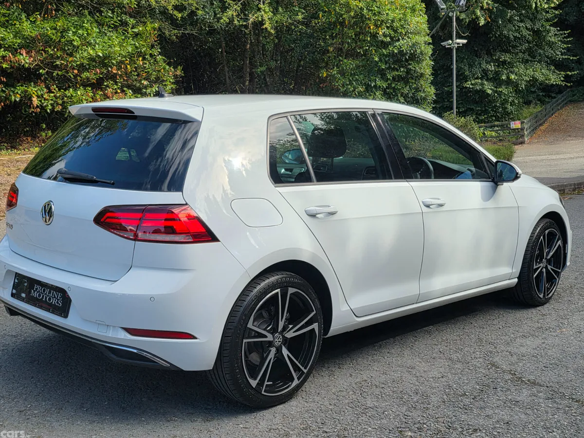 Volkswagen Golf Hatchback, Diesel, 2019, White
