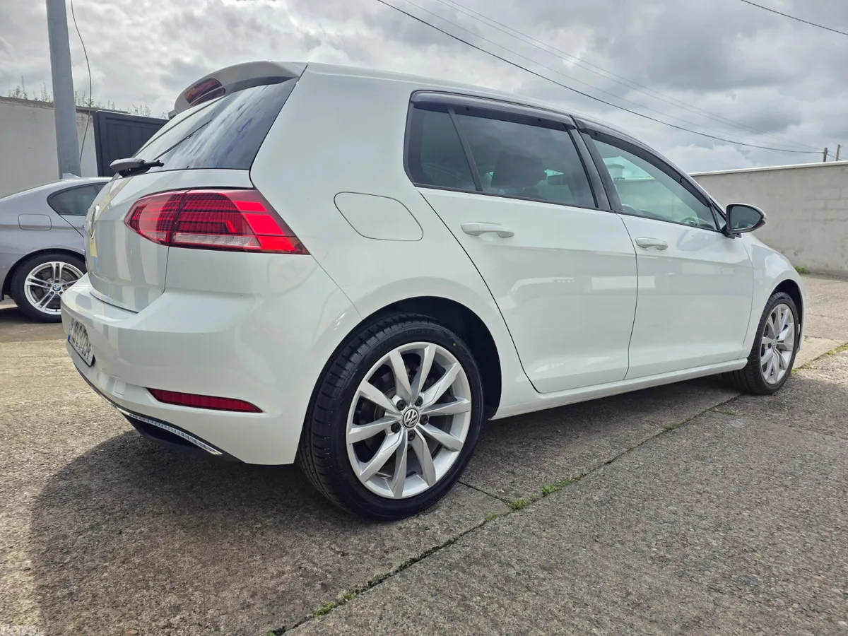 Volkswagen Golf Hatchback, Petrol, 2018, White
