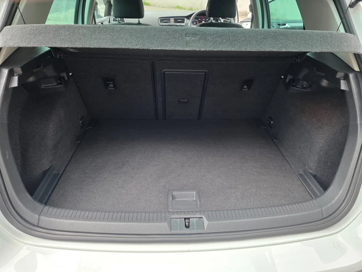 Volkswagen Golf Hatchback, Petrol, 2018, White