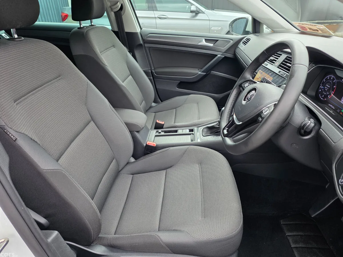 Volkswagen Golf Hatchback, Petrol, 2018, White