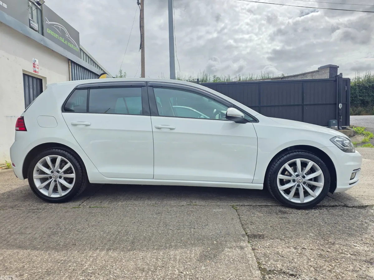 Volkswagen Golf Hatchback, Petrol, 2018, White