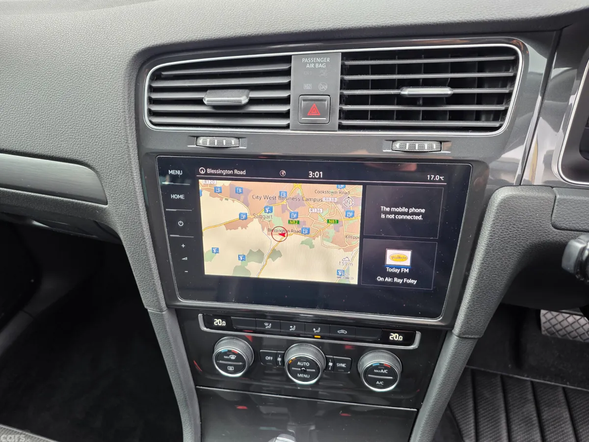 Volkswagen Golf Hatchback, Petrol, 2018, White