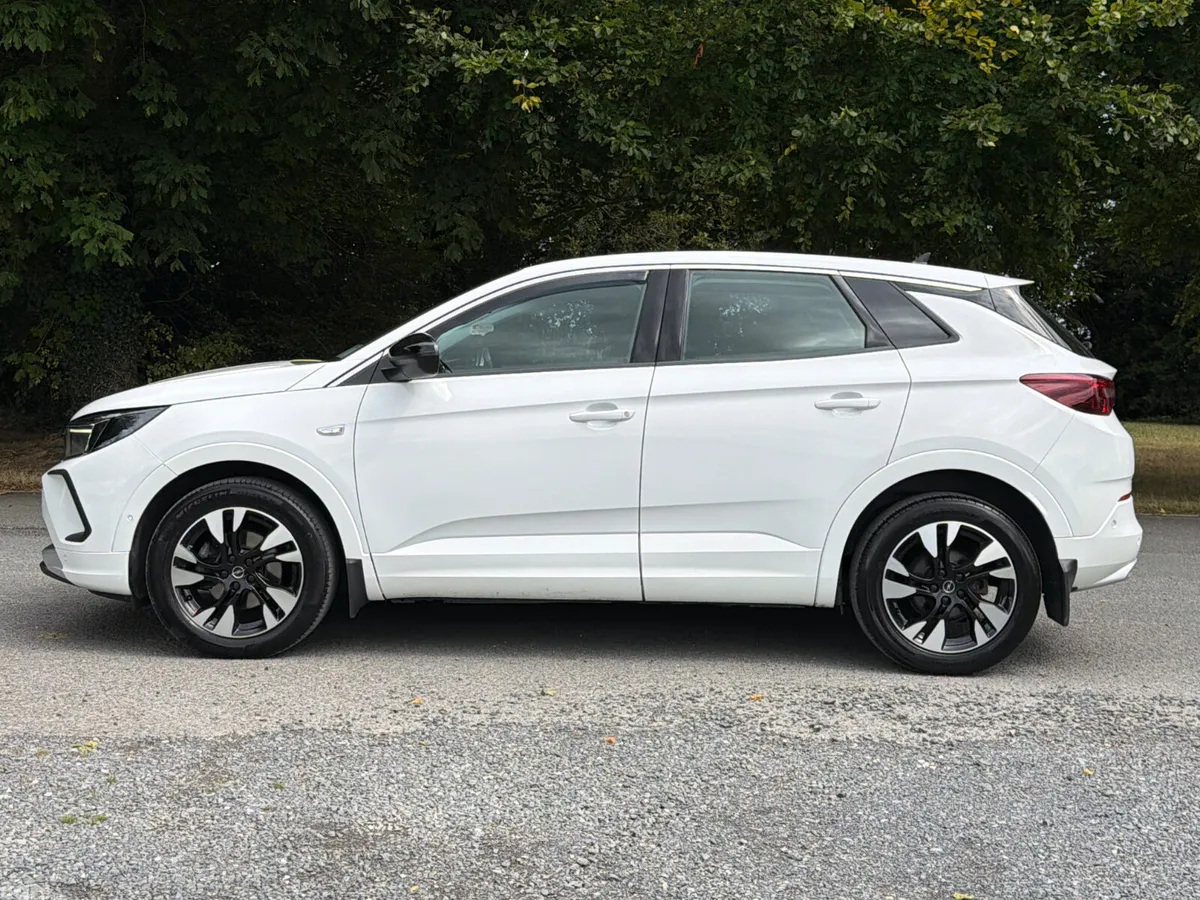 Opel Grandland X SUV, Diesel, 2024, White