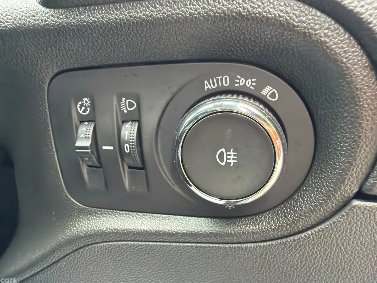 Opel Grandland X SUV, Diesel, 2024, White
