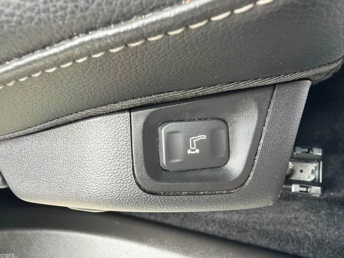 Opel Grandland X SUV, Diesel, 2024, White