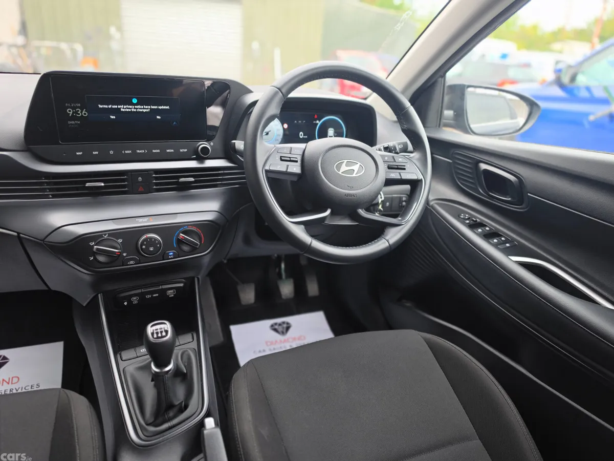 Hyundai i20 Hatchback, Petrol, 2025, Grey