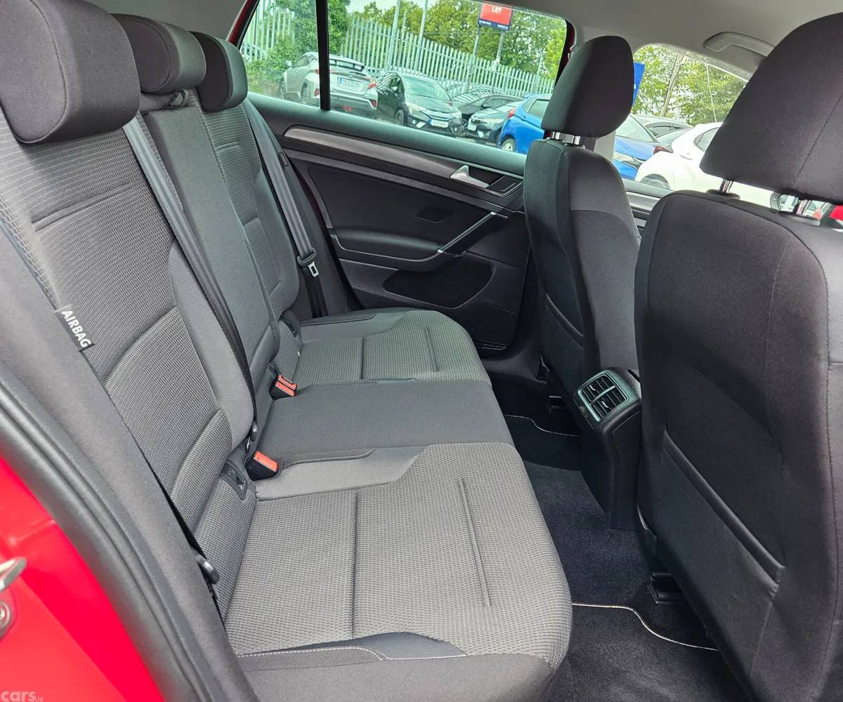 Volkswagen Golf Hatchback, Petrol, 2019, Red