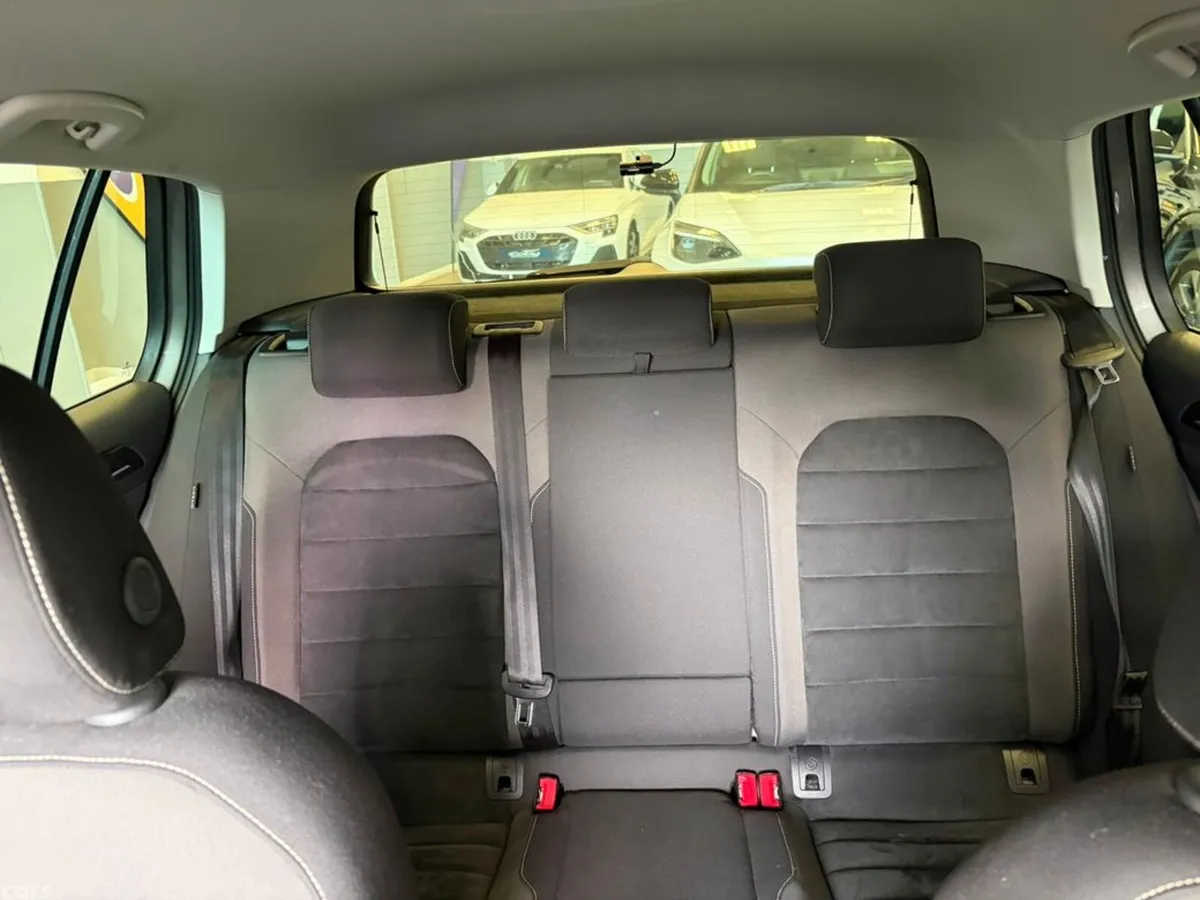 Volkswagen Golf Hatchback, Petrol, 2013, Grey