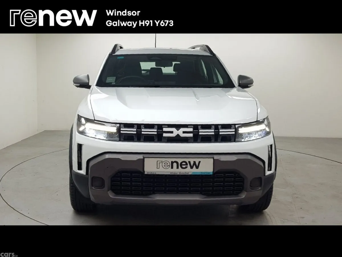 Dacia Duster SUV, Petrol Hybrid, 2025, White