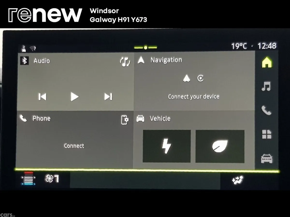 Dacia Duster SUV, Petrol Hybrid, 2025, White