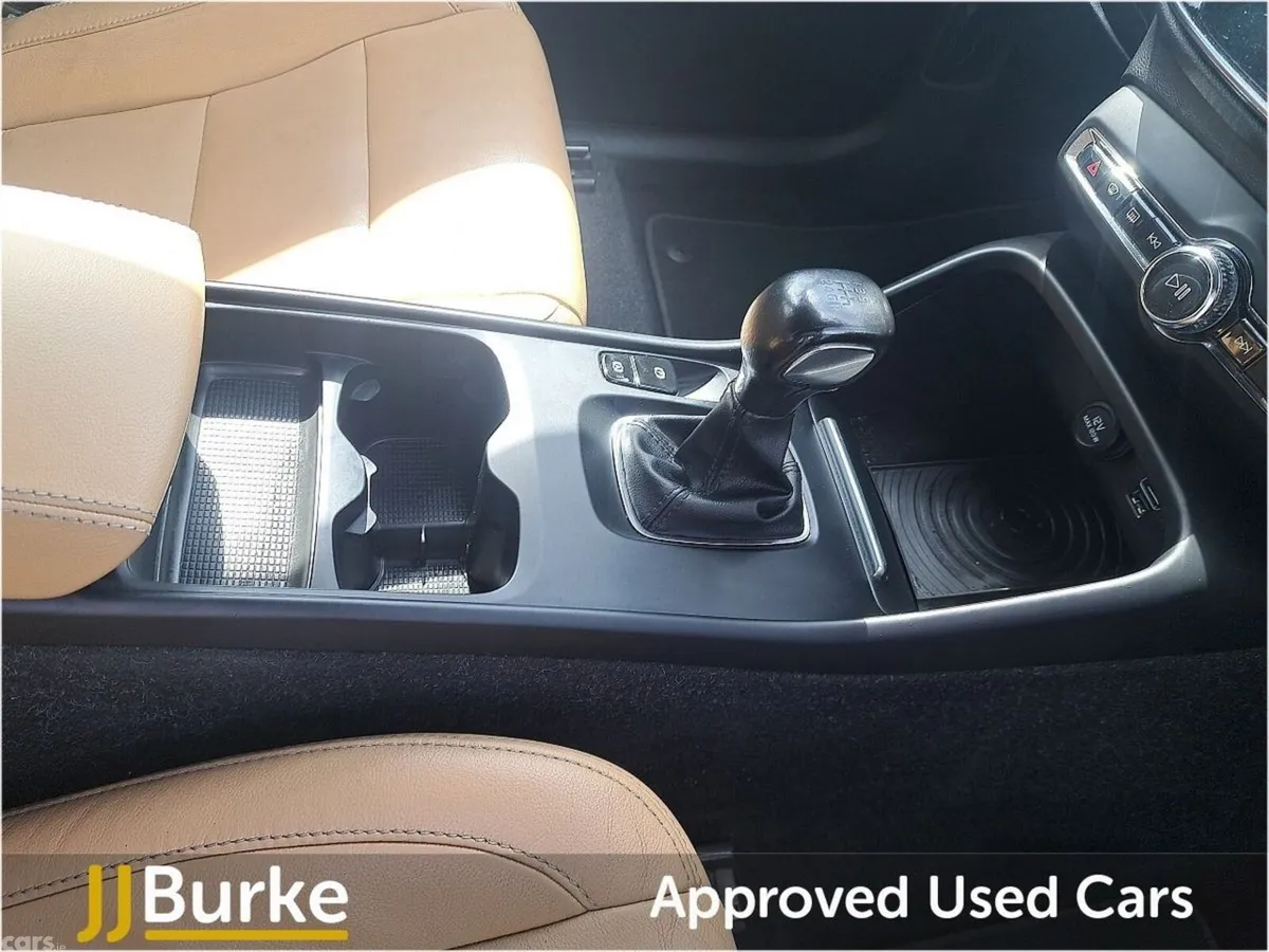 Volvo XC40 Estate, Petrol, 2018, Black