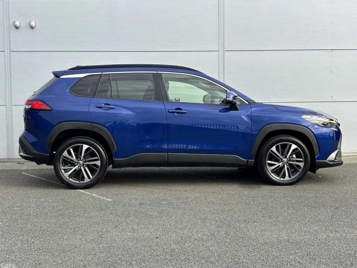 Toyota Corolla Cross SUV, Petrol Hybrid, 2022, Blue