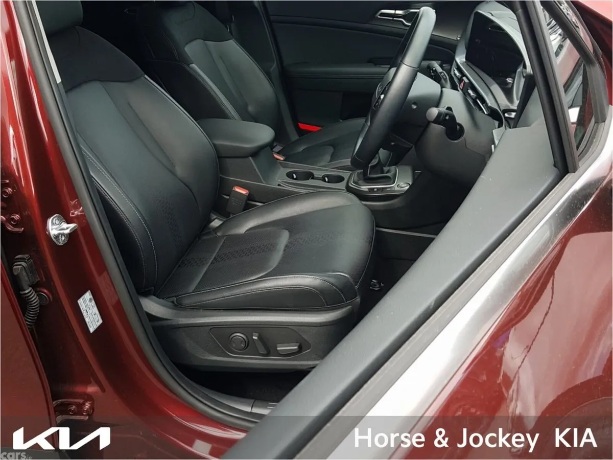 Kia Sportage SUV, Diesel Hybrid, 2026, Red
