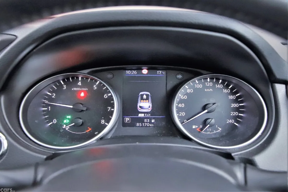 Nissan Qashqai SUV, Petrol, 2019, White