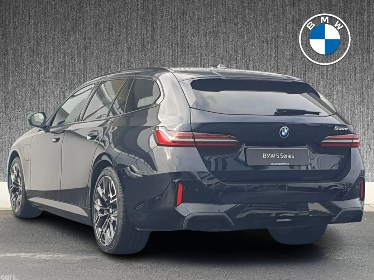 BMW 5-Series Estate, Petrol Plug-in Hybrid, 2026, Black