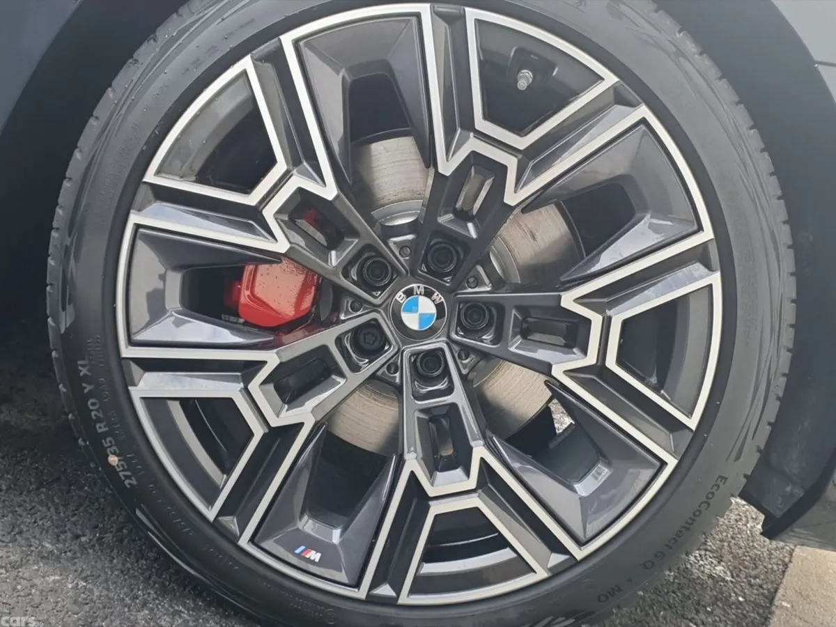 BMW 5-Series Estate, Petrol Plug-in Hybrid, 2026, Black