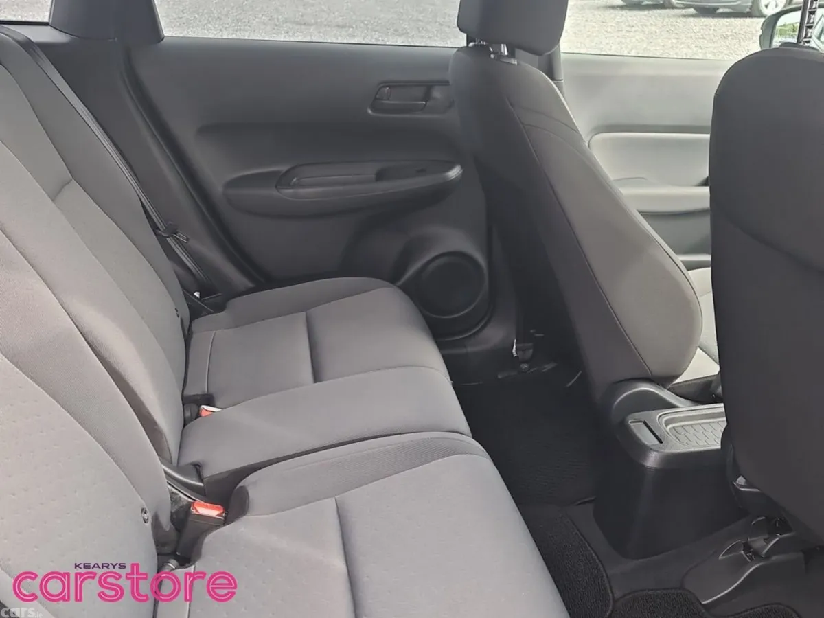 Honda Fit Hatchback, Petrol Hybrid, 2023, Silver