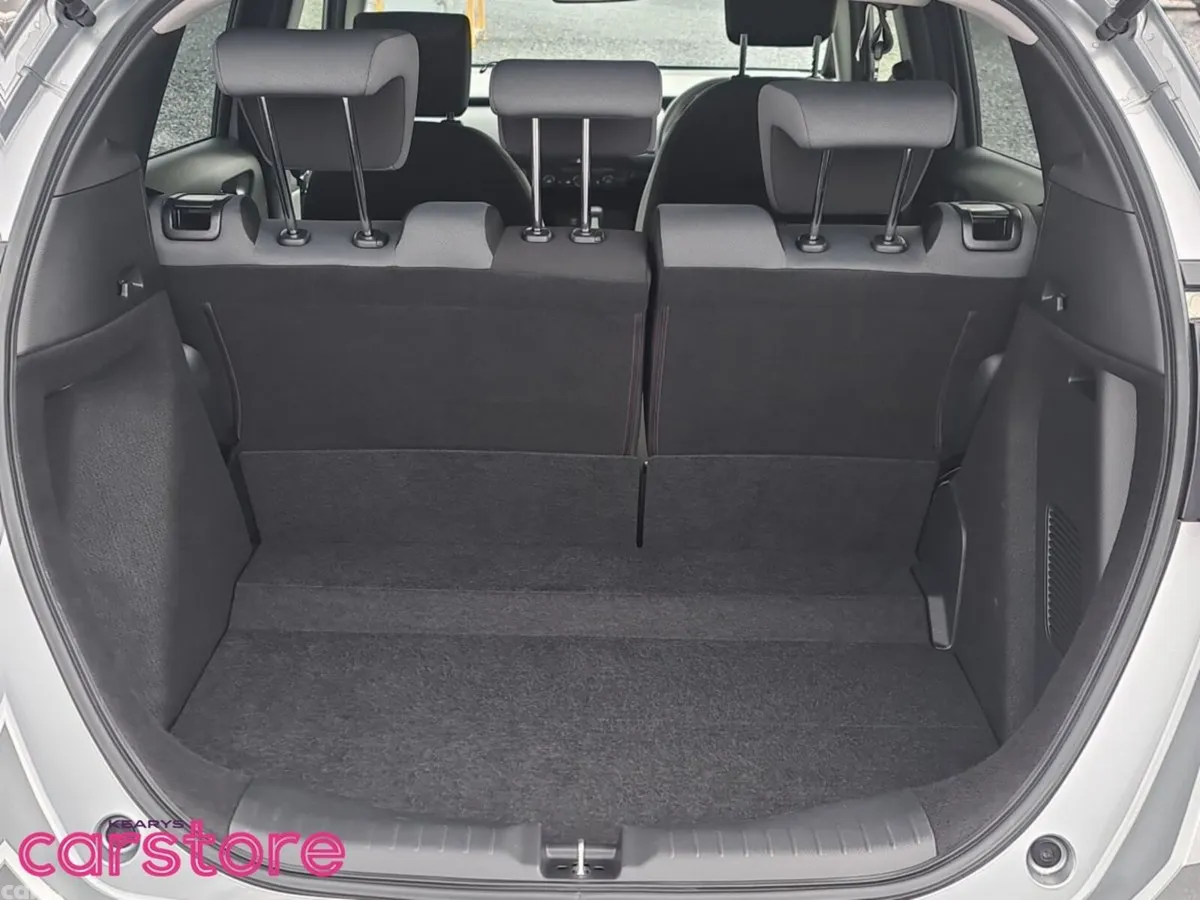 Honda Fit Hatchback, Petrol Hybrid, 2023, Silver