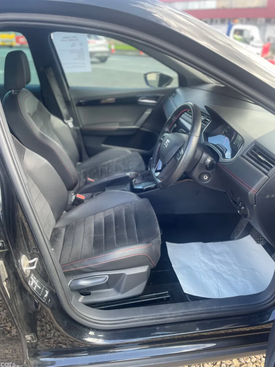 SEAT Arona SUV, Petrol, 2018, Black
