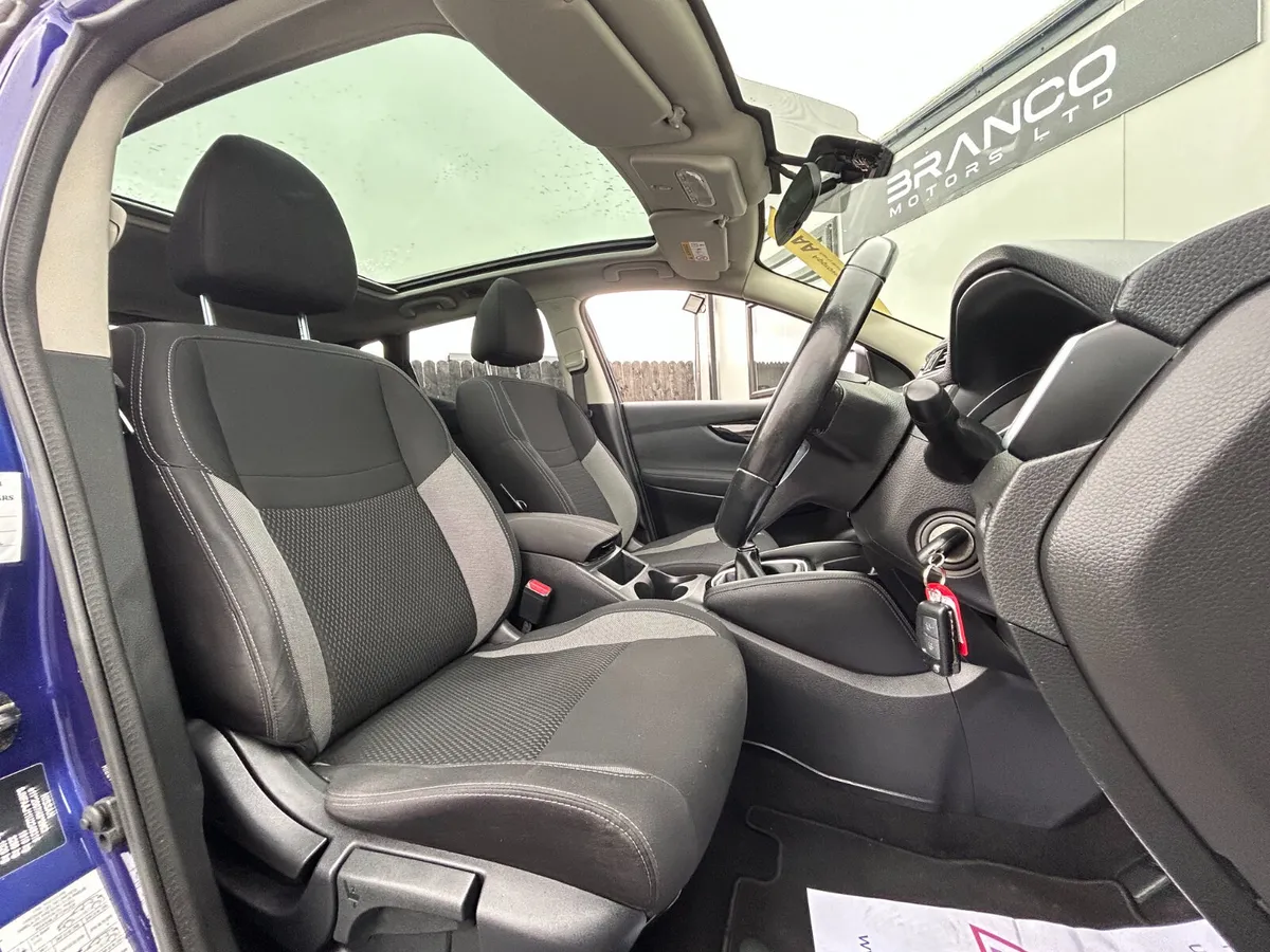 Nissan Qashqai MPV, Diesel, 2019, Blue