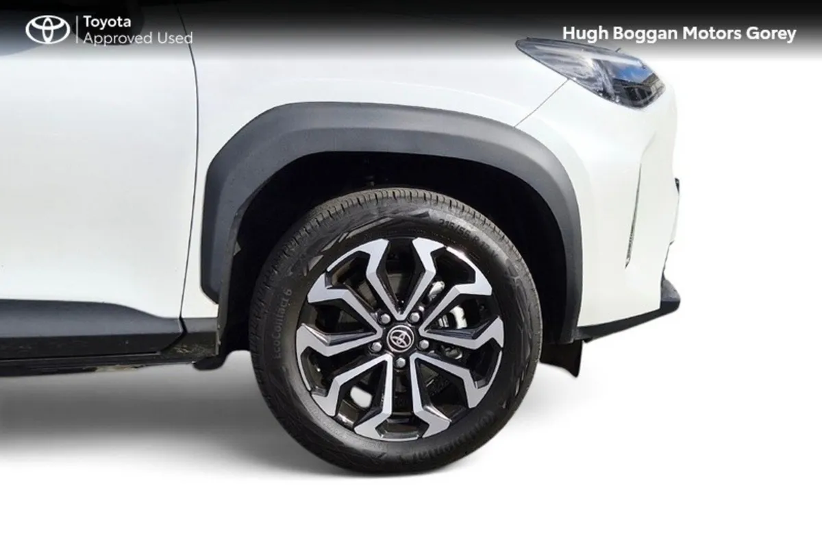 Toyota Yaris Cross SUV, Petrol Hybrid, 2026, White