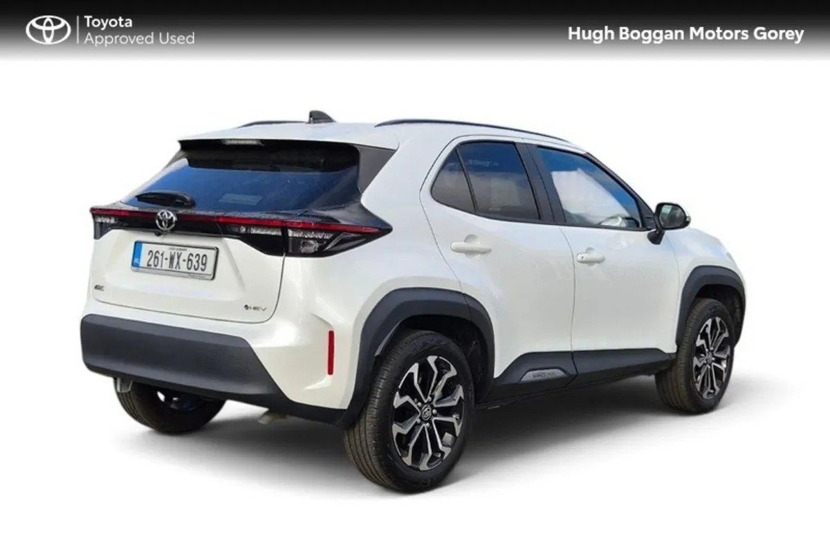 Toyota Yaris Cross SUV, Petrol Hybrid, 2026, White