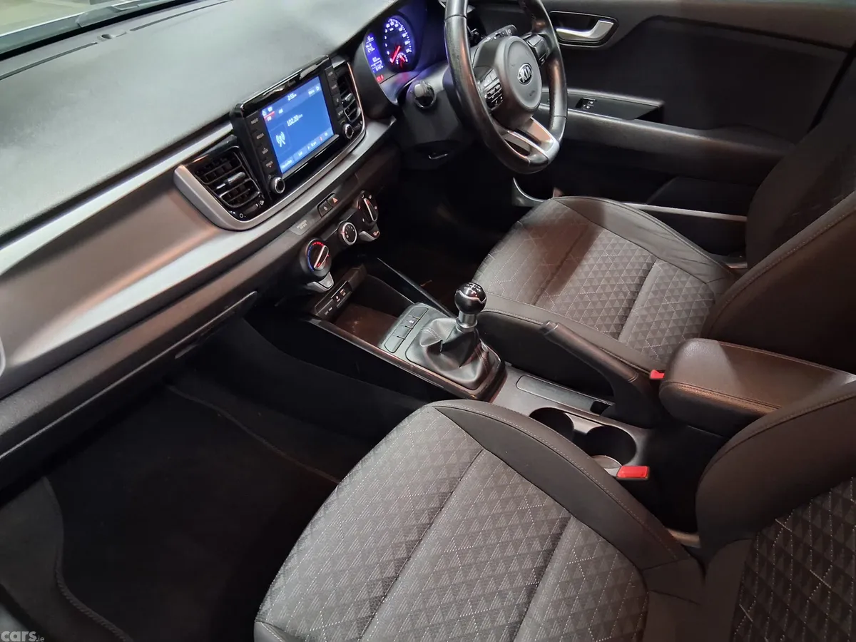 Kia Rio Hatchback, Petrol, 2018, Grey