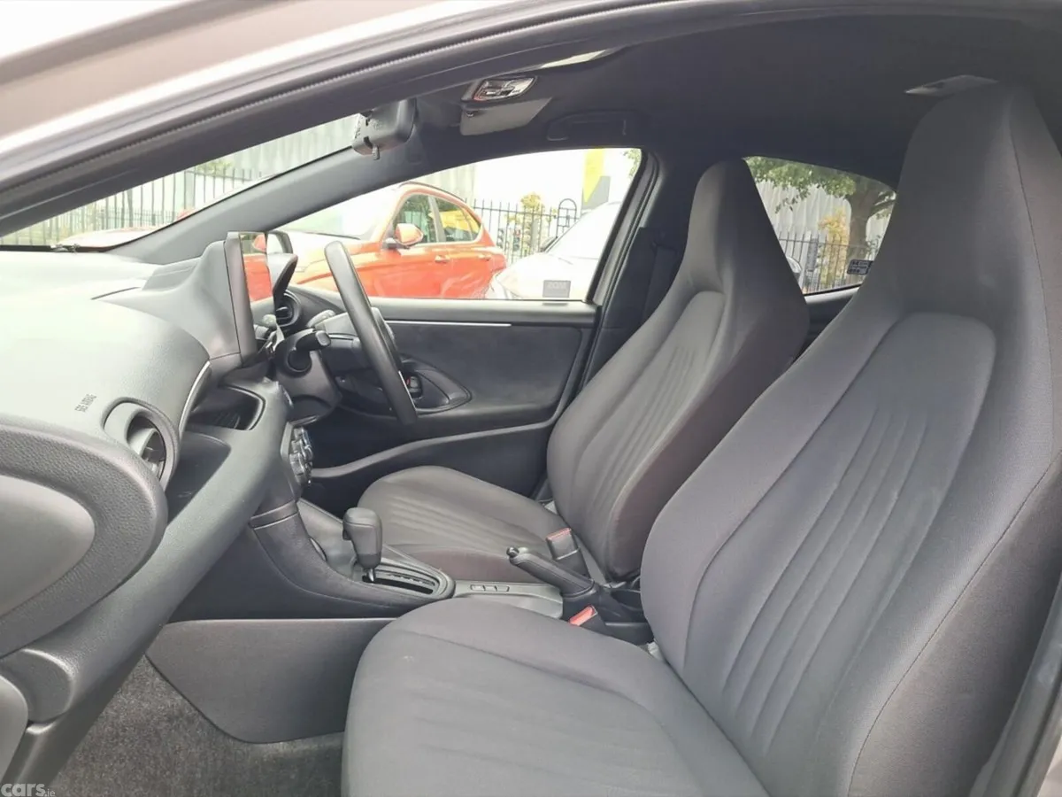 Toyota Yaris Hatchback, Petrol, 2023, Beige