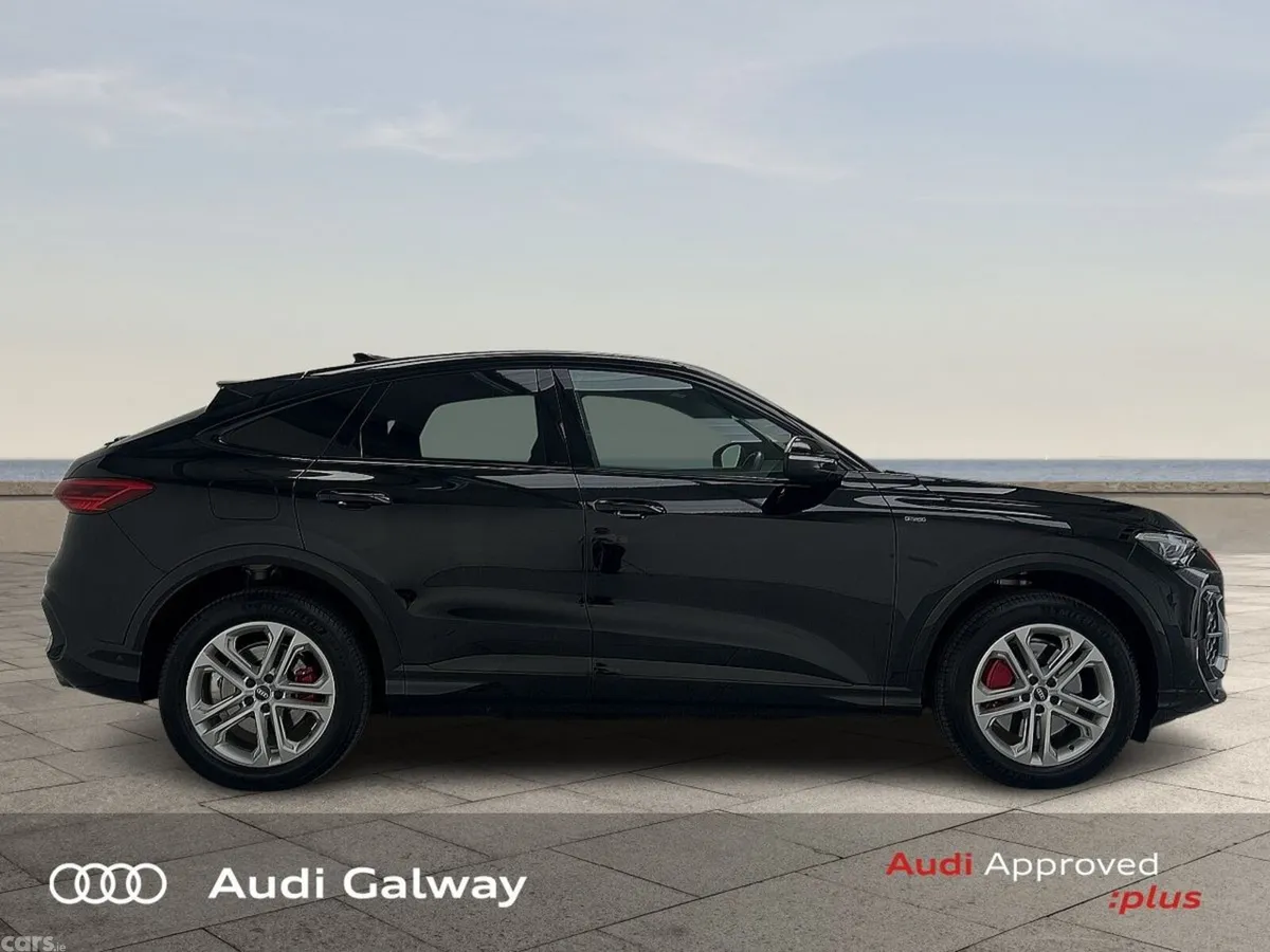Audi Q5 SUV, Petrol Plug-in Hybrid, 2026, Black