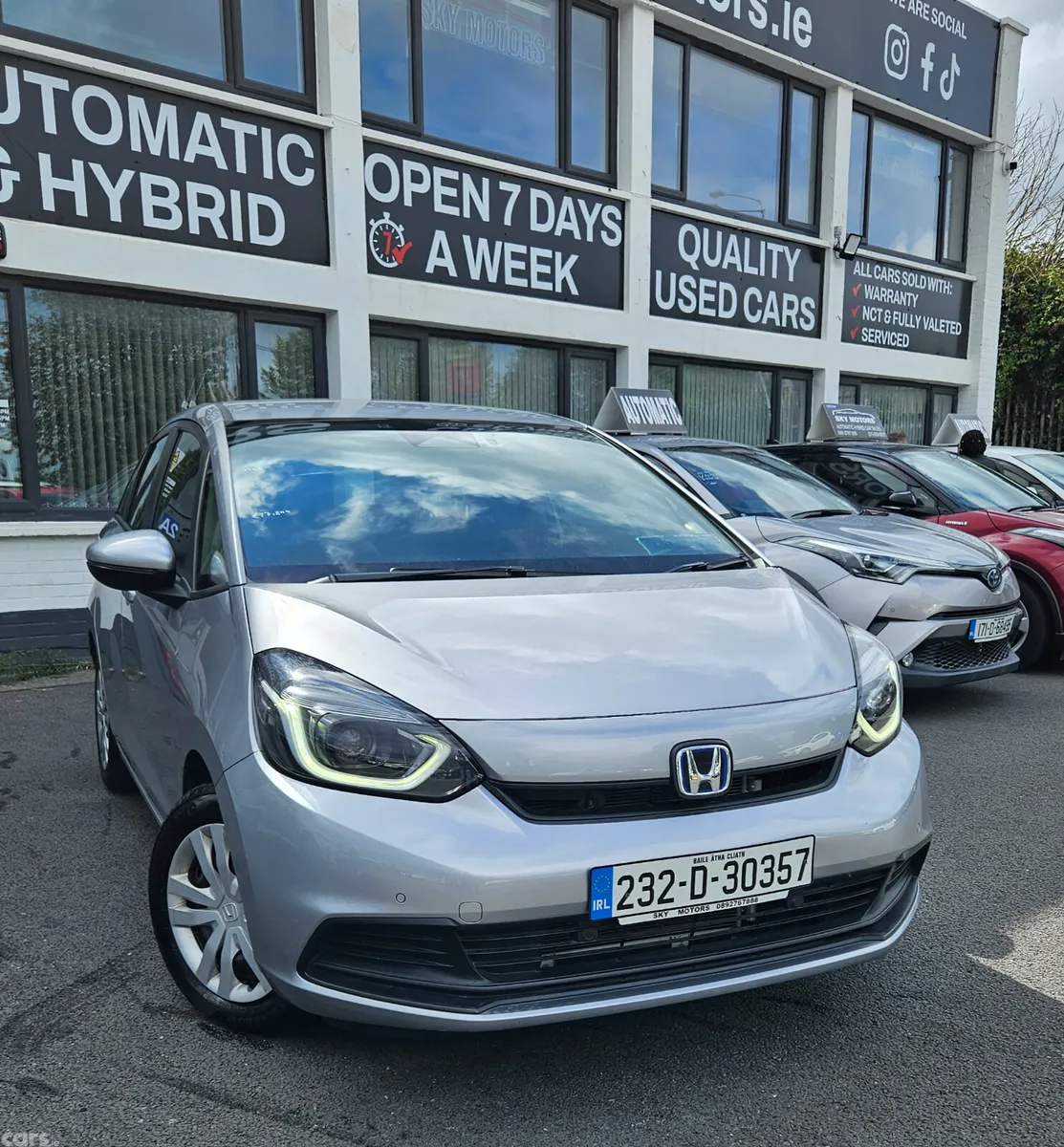 Honda Fit Hatchback, Petrol Hybrid, 2023, Silver