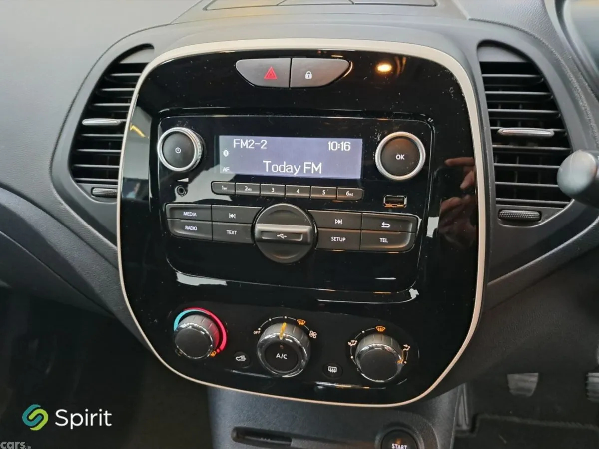 Renault Captur Hatchback, Petrol, 2018, Black